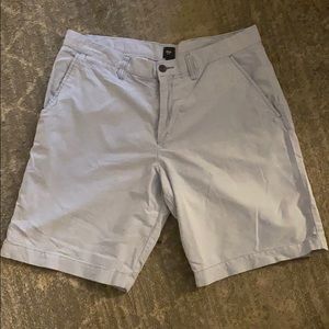 GAP men’s soft cotton light blue shorts